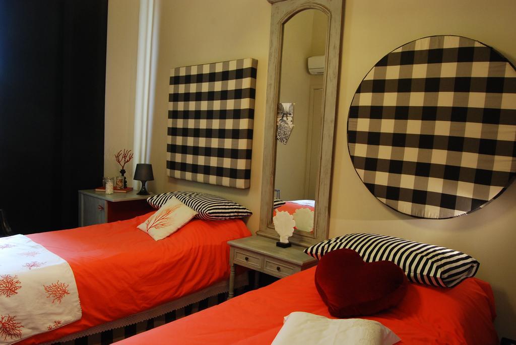 Kemmare Bed & Breakfast Riposto Oda fotoğraf